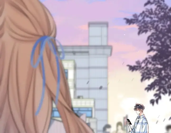 漫画《偷偷藏不住》31 像不像第90张图